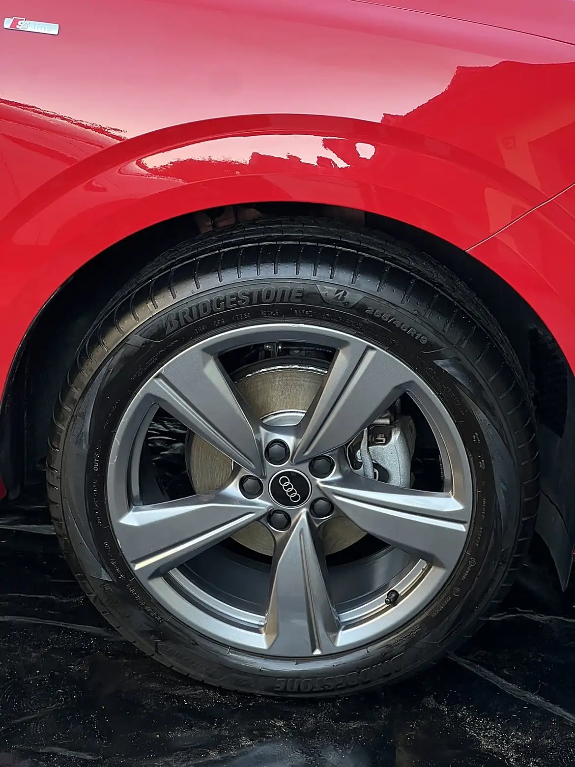 Audi Q3 — felgi po detailingu R&O Mobile Detailing