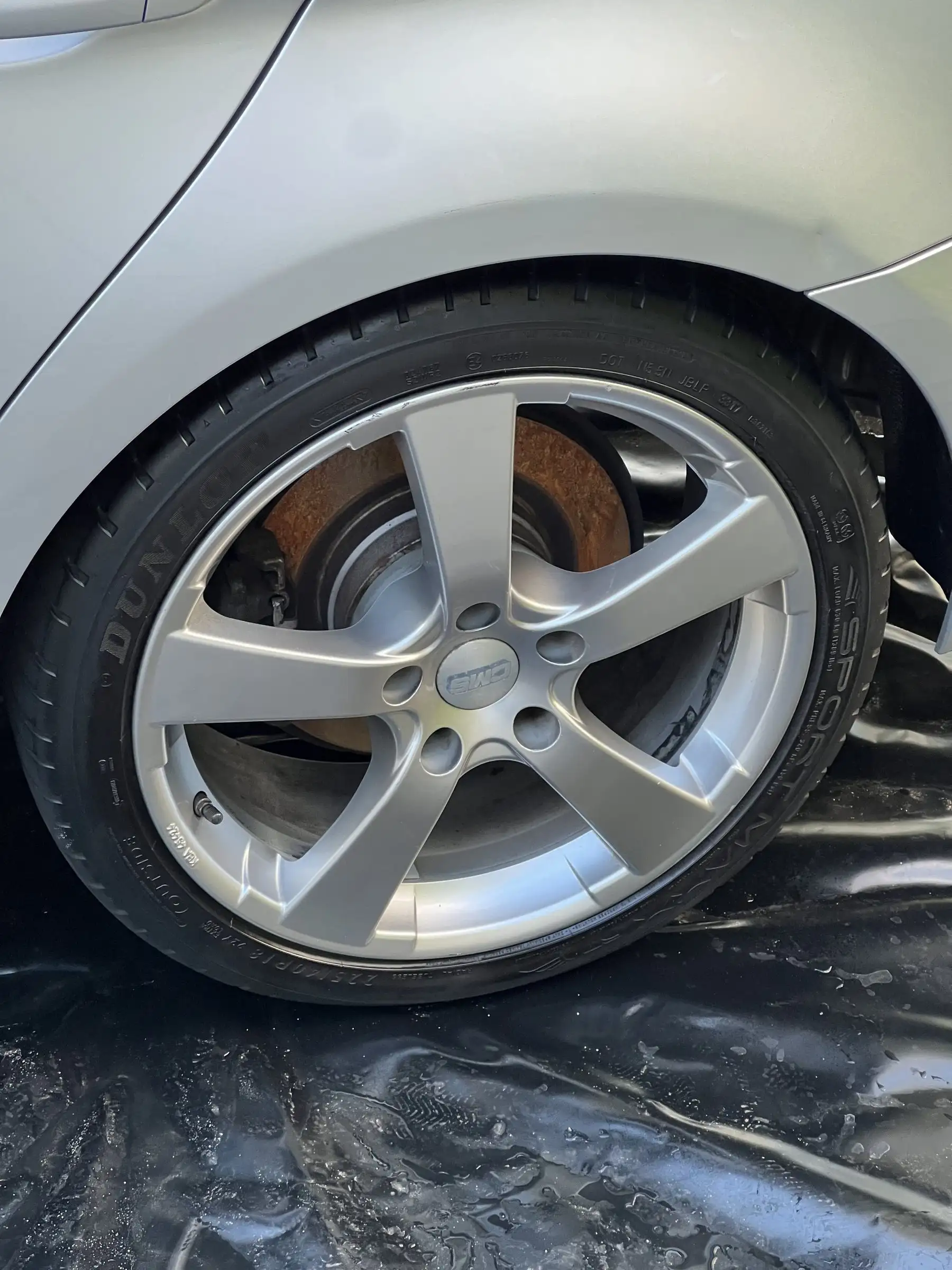 BMW serii 3 — felgi po detailingu R&O Mobile Detailing