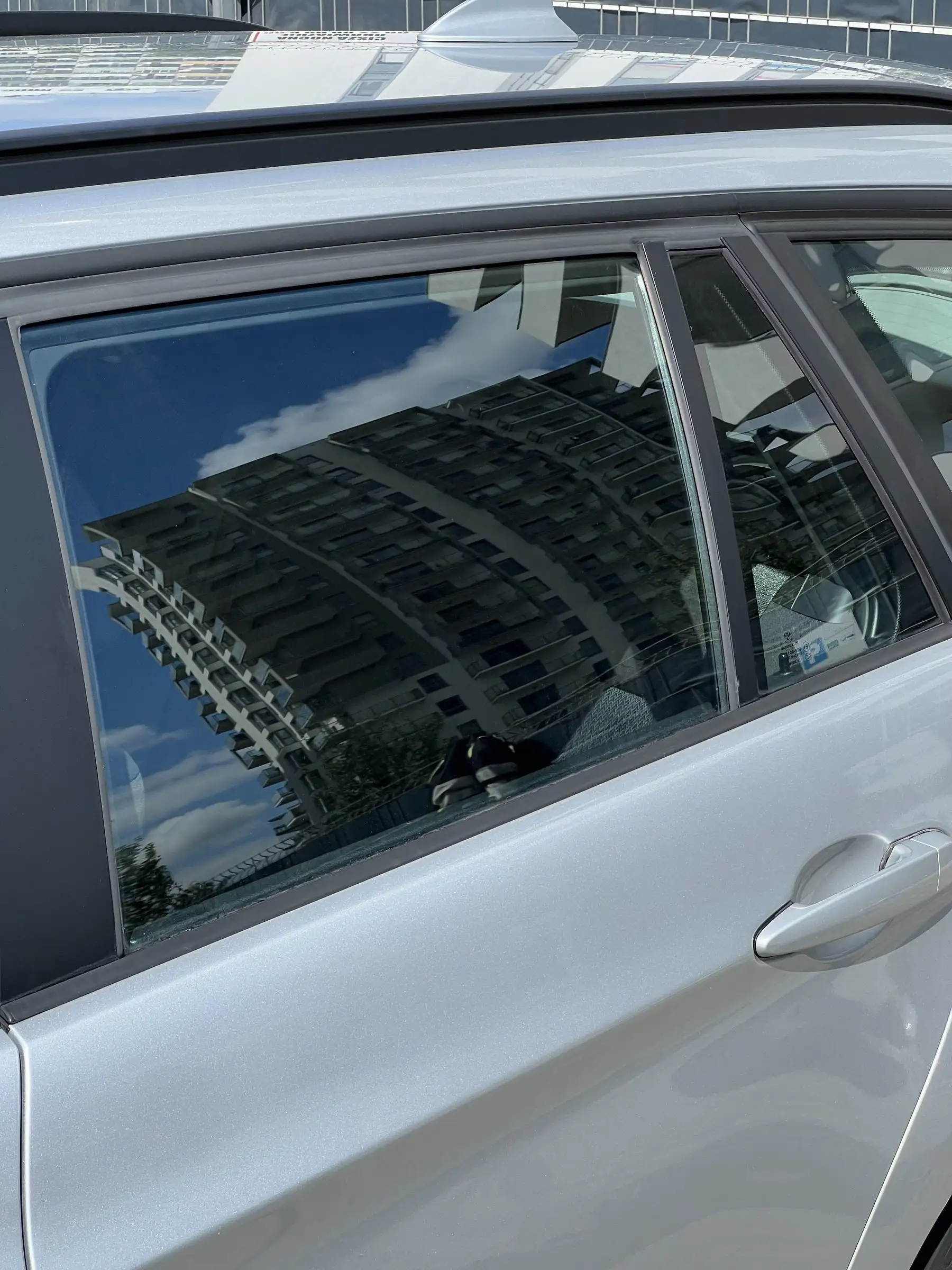 BMW serii 3 — szyby po detailingu R&O Mobile Detailing