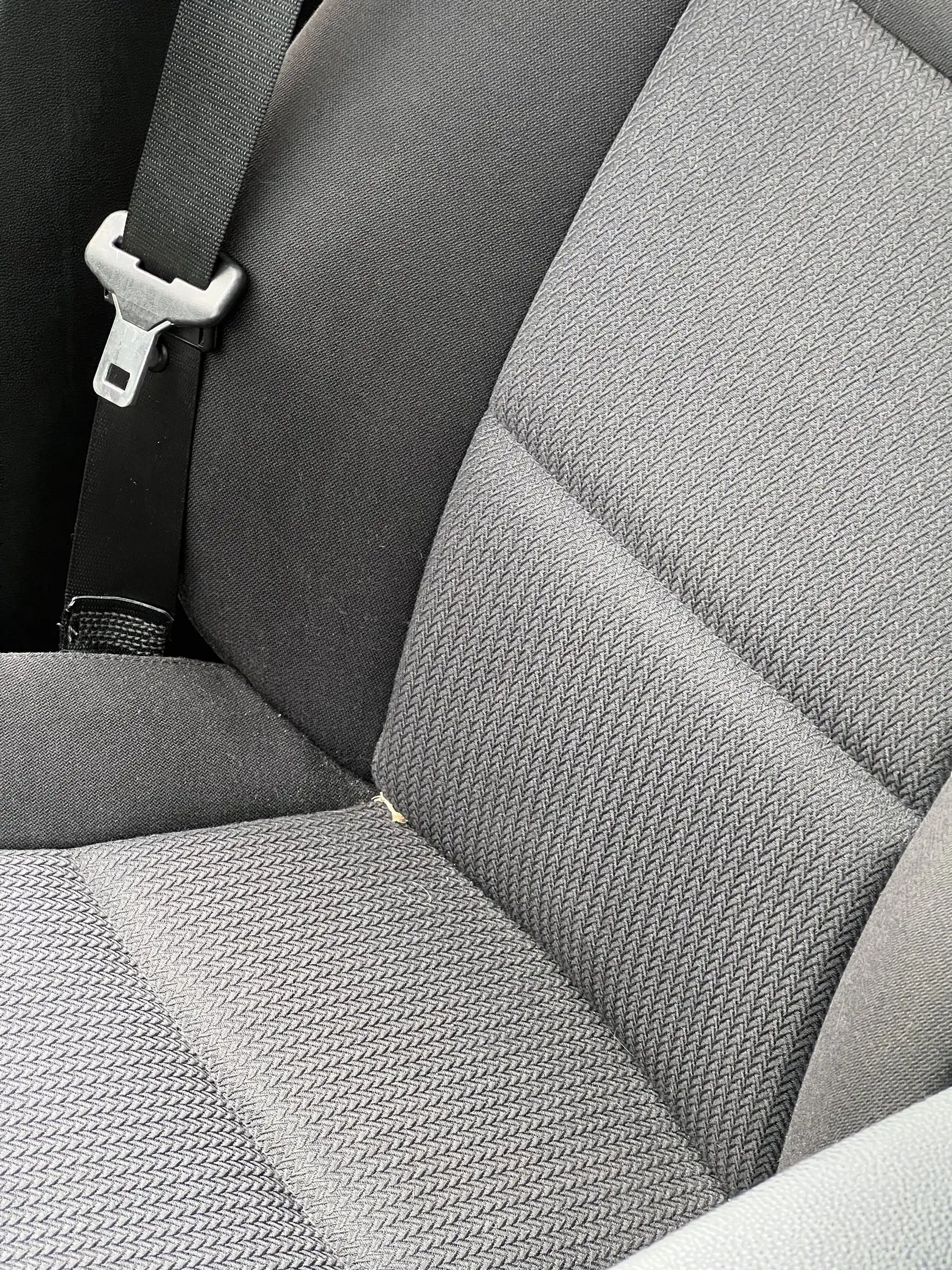 BMW serii 3 — tapicerka przed detailingiem