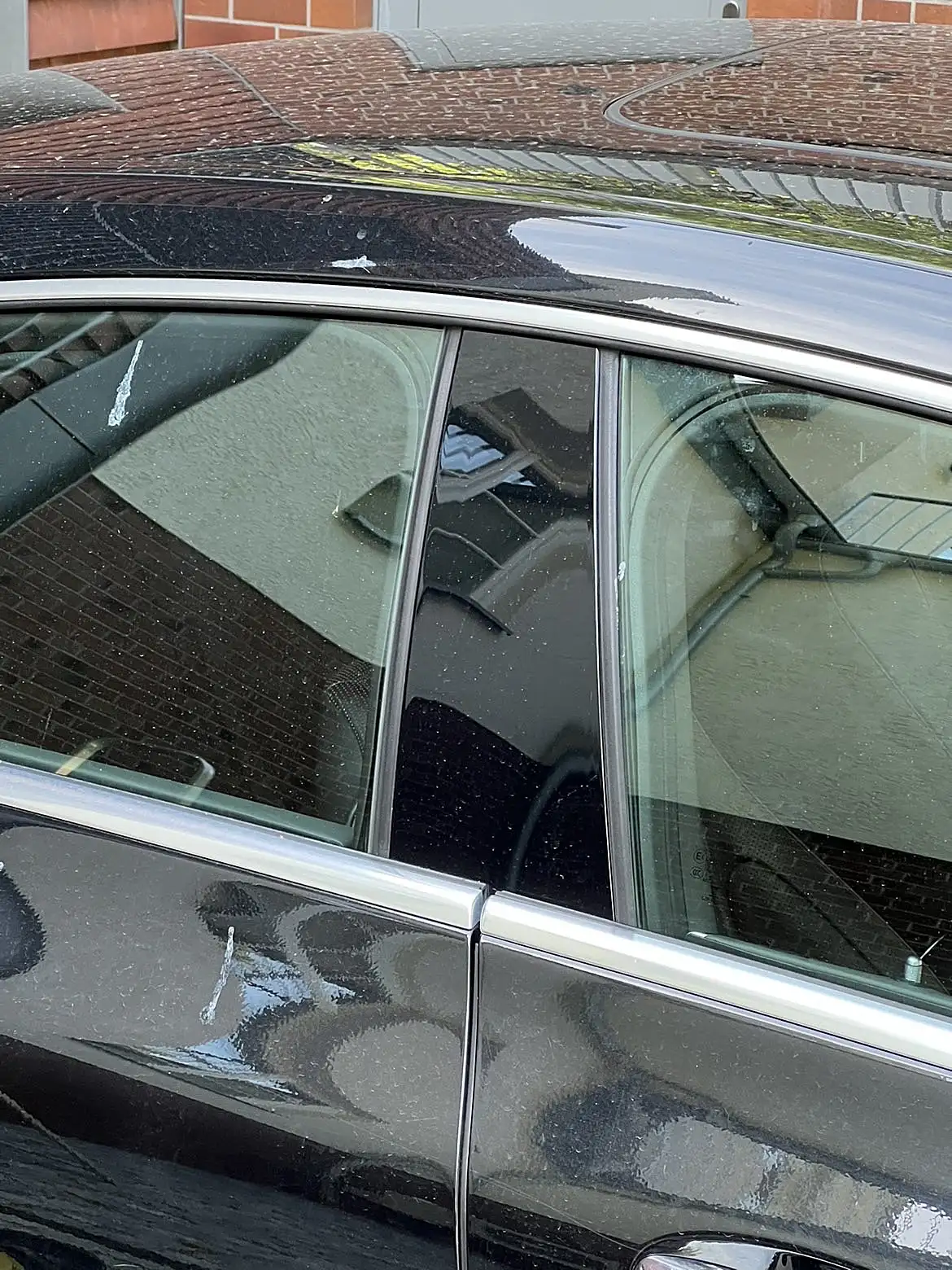 Mercedes CLS — bok auta przed detailingiem