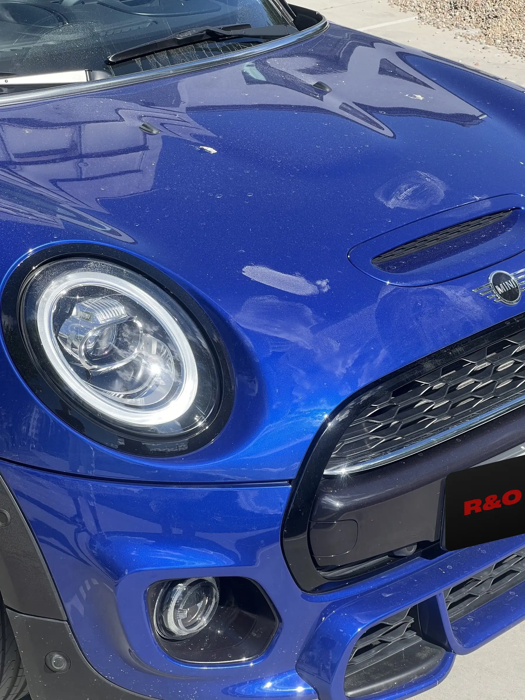 MINI Cooper S — maska przed detailingiem